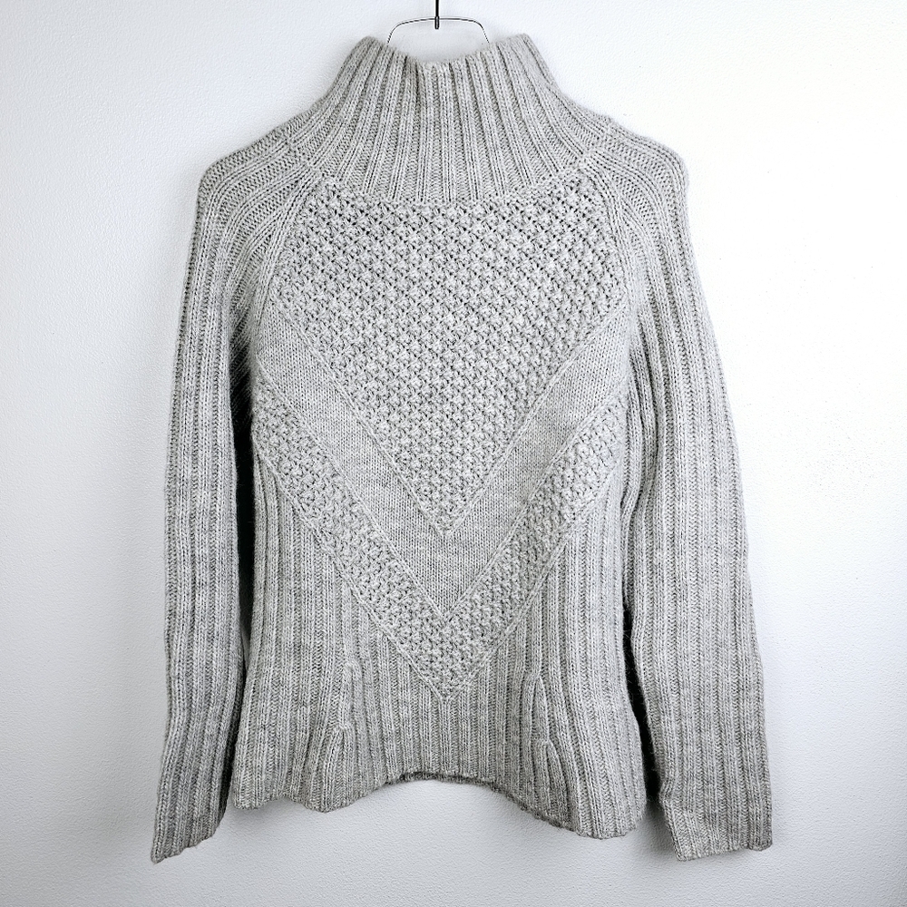 Banana Republic Light Gray Ribbed Turtleneck Sweater